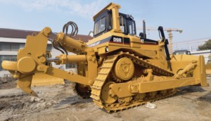 รถดันดิน Caterpillar D9R มือสองคุณภาพสูง รุ่นปี 2023 เครื่องยนต์ 90 แรงม้า ความจุ 8.6 เมตร ได้รับการรับรองมาตรฐานสำหรับงานหนัก - Product Image 2