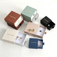 Boîte d'emballage personnalisée avec logo, boîte à bijoux, boîte en papier rigide multicolore pour bague, boucles d'oreilles, pendentif, boîte d'emballage de luxe