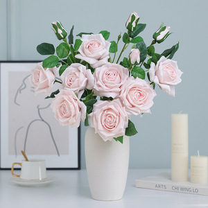 Ramillete de Rosas Artificiales Ruilisi de 3 Cabezas, Tallo Único, Color Blanco Rosado Grisáceo, Tela Encerada, Decoración para Bodas y Hogar - Product Image 2