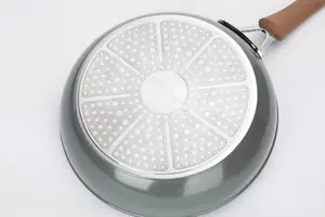 Carote OEM di Cottura Pentole Padella Con Manico In Acciaio Inox Antiaderente Padella Padella Frittura Pan per il Fornello A Induzione