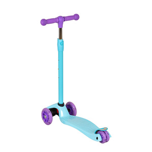 Trottinette pour enfants de 3 ans et plus, réglable en hauteur, avec lumières, pour enfants de 2 à 4 ans - Product Image 4