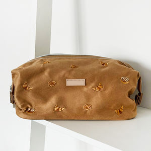 Bolsa de Maquillaje de Gamuza Marrón con Bordado Personalizado de Croissant <span class=keywords><strong>Club</strong></span> - Product Image 6