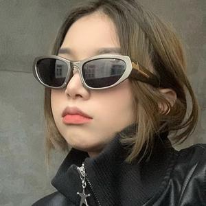 Lunettes de soleil polarisées XH-3341 Y2K UV400 avec monture en PC et verres TAC, unisexes, pour le cyclisme, protection de classe 2 - Product Image 1