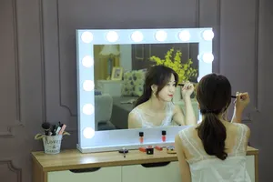 Ebay Hot Verkoop Led-lampen Smart Hollywood Make-Up Spiegel Met 14 Removeable Lampen Lichten
