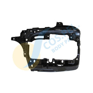 Nuevo soporte de parachoques de esquina LH en color negro - Product Image 1