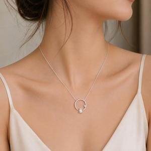 Collar con Colgante de Diamante Corte Esmeralda en Oro Rosa de 22K, Cadena Delicada, Diseño Geométrico Minimalista, Joyería Fina, Regalo para Mujer - Product Image 5