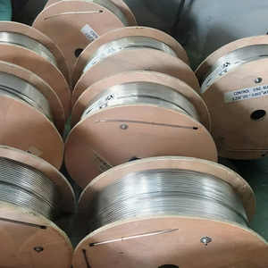 ท่อส่งน้ำมันแบบขดลวดสำหรับงานอัดฉีดน้ำมันในหลุมขุดเจาะน้ำมัน 316L 2205 คาปิลลารีทูบบิ้ง - Product Image 1