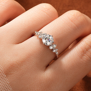 Anillo de Compromiso de Moissanita con Corte Redondo de 1 Quilate, Calidad VVS D GRA, para Mujer, Lujoso, Chapado en Oro de 14K, Joyería Antideslustre - Product Image 6