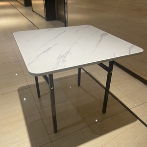 Moderner quadratischer Esstisch mit Eisen beinen Hot <span class=keywords><strong>Sale</strong></span> Holz material Kaffee Tee Zeichen tisch für Kinder - Product Image 2