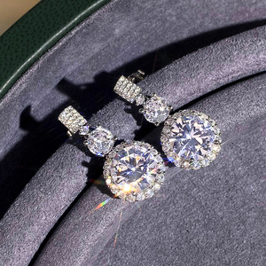 Orecchini Rotondi Scintillanti per Donne, Eleganti Gioielli da Orecchio alla Moda - Product Image 1