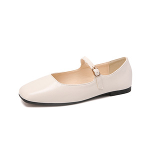 Sapatos Mary Jane Femininos Personalizados OEM com Fivela Fina e Bico Quadrado em Couro Macio, Sapatilhas Casuais para Escritório - Product Image 1