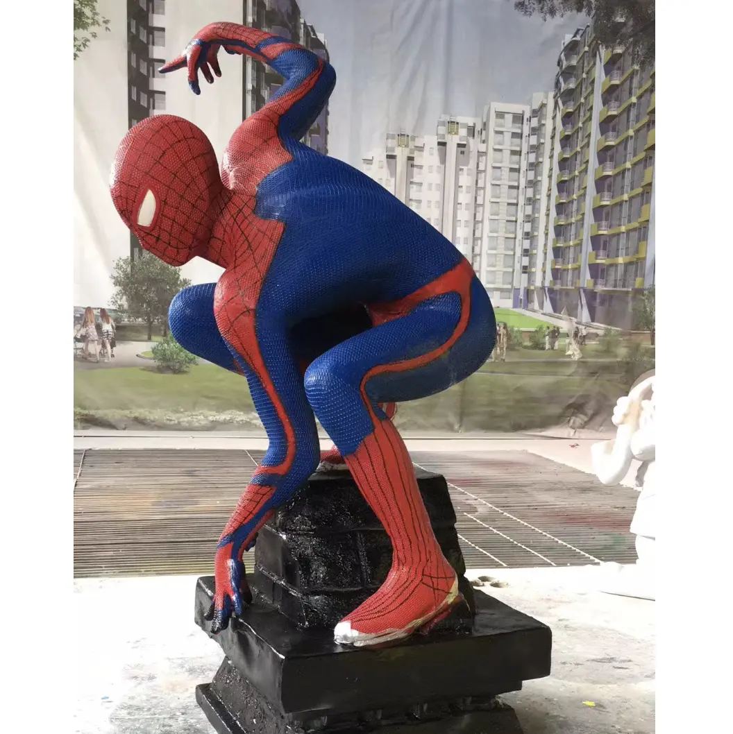 Fábrica personalizada escultura de alta qualidade vida tamanho resina filme herói estátua fibra de vidro Spider Man estátua escultura para venda