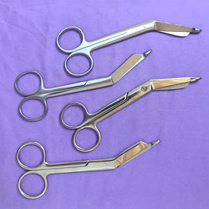 Vente d'usine MMC Ciseaux chirurgicaux réutilisables en acier inoxydable pour pansements, cisailles à bandages, produits de soins personnels et de beauté 45G - Product Image 1