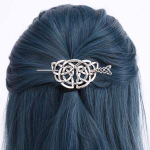 Épingle à cheveux vintage simple avec nœud celtique, accessoire pour cheveux pour femmes, style viking norvégien, bijoux de fête, épingle à cheveux avec nœud celtique pour femmes - Product Image 2