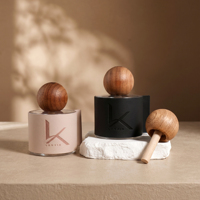 Flacon diffuseur de parfum en verre vide de luxe 50ml 100ml avec manchon en cuir et bouchon sphérique en bois