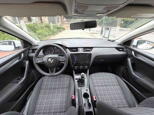 Voiture d'<span class=keywords><strong>occasion</strong></span> très demandée <span class=keywords><strong>Skoda</strong></span> <span class=keywords><strong>Octavia</strong></span> 2018 1.6L Manuelle Édition Standard Berline d'<span class=keywords><strong>occasion</strong></span> Conduite à gauche <span class=keywords><strong>Essence</strong></span> 110ch Liftback Pratique E - Product Image 2