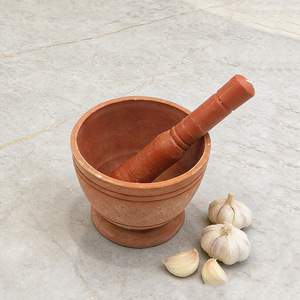 Mortero y pilón de cerámica Nahe para ajo, molinillo manual de hierbas para uso en la cocina - Product Image 4