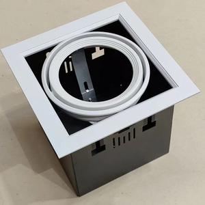 Portalámparas de <span class=keywords><strong>techo</strong></span> E27 Par30, Bombilla de maíz Led, accesorio de luz empotrada E27 de un solo cabezal cuadrado - Product Image 3