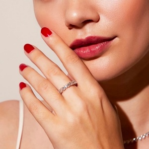 Anillo de Eternidad con Diamantes Cultivados en Laboratorio, Certificado IGI, Oro Blanco de 10K con Baño de Rodio, Regalo de Boda y Aniversario para Mujer - Product Image 3