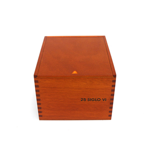 Humidor portable en bois <span class=keywords><strong>de</strong></span> cèdre Siglo VI 25ct pour le stockage <span class=keywords><strong>de</strong></span> cigares en voyage - Étui à cigares SIGLO VI Cubans - Product Image 1