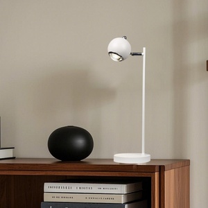 Lampe de chevet minimaliste de luxe transfrontalière avec décoration lumineuse chaude personnalisée haut de gamme - Product Image 2