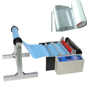 Solution de découpe entièrement automatique avancée pour les gants en film PE et les tissus multi-matériaux - Product Image 5