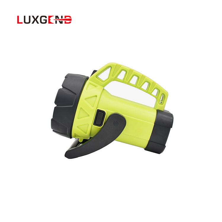 Projecteur Mené Rechargeable 1500lm De IP67 Imperméable À L'eau Lumière de Recherche Extérieure Portable projecteur de chasse