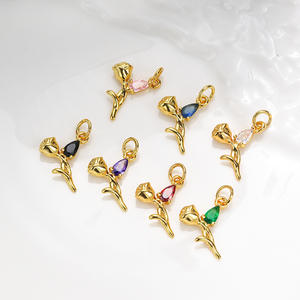 WEGOODZF, raqueta de <span class=keywords><strong>tenis</strong></span> de arcoíris multicolor, colgante de abalorio dorado, corona pequeña, accesorios de aleación de aceite por goteo DIY para hacer abalorios de zapatos - Product Image 3