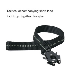 Correa de perro con hebilla de liberación rápida, correa de entrenamiento elástica ajustable con Clip de rana para correr al aire libre, caminar táctico - Product Image 2
