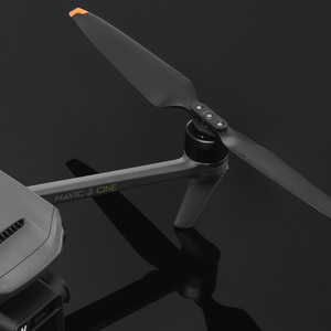 المروحة الأصلية بدون طيار منخفضة الضوضاء ل دي جي مافيك <span class=keywords><strong>3</strong></span> ، <span class=keywords><strong>3</strong></span> برو ، <span class=keywords><strong>3</strong></span> الكلاسيكية ، <span class=keywords><strong>3</strong></span> سين ، <span class=keywords><strong>3</strong></span> سين برو ، أجنحة الإفراج السريع الدعائم شفرة - Product Image 3