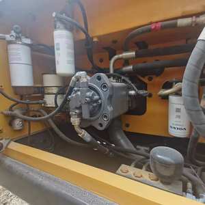 Excavadora de Orugas Volvo EC250DL EC210 Usada en Buenas Condiciones, Sistema Hidráulico Original con Componentes Centrales, Bomba y Motor - Product Image 3