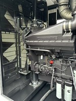 Générateur diesel triphasé insonorisé KTA38 authentique de 900 kVA, 1000 kVA, 1250 kVA, 1500 kVA comme source d'alimentation de secours industrielle 50 Hz