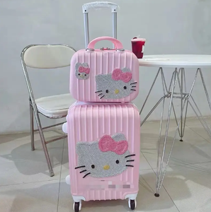 ชุดกระเป๋าเดินทาง ALL PASS ประดับเพชรเทียมลาย Hello Kitty สำหรับเด็ก ชุดกระเป๋าเดินทางเพชรสำหรับเด็ก กระเป๋าเดินทางเด็ก - Product Image 3