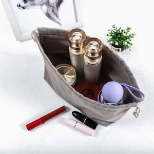 Bolsa de Almacenamiento de Toallas Sanitarias de Algodón Reciclable Personalizada con Cordón y Bolsillo Interior Tridimensional - Product Image 2