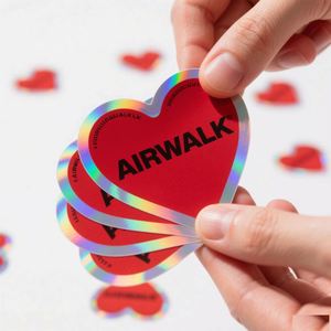 Autocollants personnalisés avec logo imprimé, étanches, à découpe numérique, en vinyle, pour ordinateur portable, promotionnels, avec motifs de dessins animés et d'anime - Product Image 1