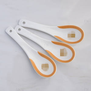 Ensemble de tasses à thé en céramique Porcelaine Poignée dorée Ensembles de tasses à café et soucoupe avec cuillère - Product Image 4