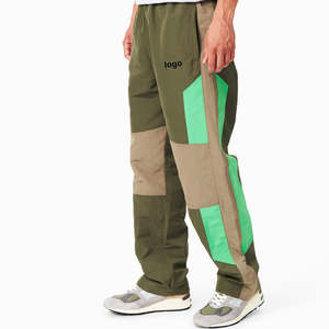 Costume de jogging à capuche imprimé 2 pièces coupe-vent d'hiver personnalisé pour hommes vente en gros de survêtements - Product Image 4