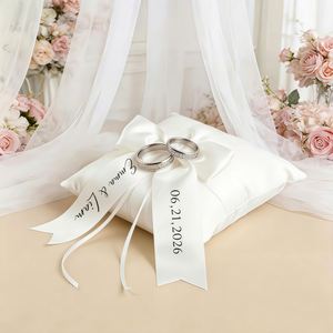 Almohada de Satén Elegante Personalizada para Anillos de Boda, Cojín Porta Anillos, Regalo para Recién Casados, Propuesta de Matrimonio - Product Image 1
