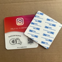 Plaque NFC RFID personnalisée en époxy/acrylique/PVC 13,56 MHz étanche pour suivi et avis