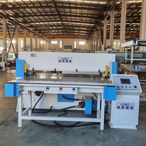 Máquina de Corte Plana Hidráulica de Cuatro Columnas de Precisión con Alimentación Automática de Doble Cara y 800 kN Personalizable - Product Image 3