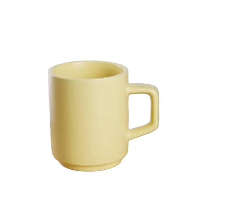 ถ้วยน้ำชากาแฟเคลือบสีพอร์ซเลนสีขาวสำหรับใช้ในบ้านถ้วยน้ำกำหนดโลโก้ของขวัญงานตามสั่งแก้วเซรามิก