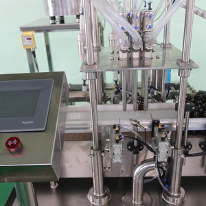 Lọ chai khử trùng chất lỏng rửa và niêm phong nhỏ tự động Máy rót chai - Product Image 6