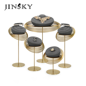 Wholesale jewelry display stand-type ring display pendant necklace displays high end metal-encrusted window display - Product Image 1