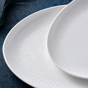 PITO Assiette de service ovale en vente directe d'usine Assiette de restauration en céramique ovale blanche Vaisselle de table Ensembles d'assiettes en céramique HoReCa