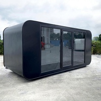 Disposition personnalisée de 5m Cabine Apple préassemblée à faible coût Maison modulaire Capsule cabine Apple personnalisée expédiée de l'usine