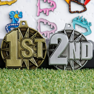 Kazanan Ödülleri 1. <span class=keywords><strong>2.</strong></span> 3. Sıra Çinko Alaşımlı Spor Madalyaları Altın Gümüş Bronz Boyun Kurdeleleri 3D Mezuniyet Ulusal Gün Özel Logo - Product Image 4