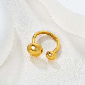 แหวนเปิดรูปทรงเรขาคณิตสำหรับผู้หญิง ทอง 18k ดีไซน์ไม่สมมาตร เครื่องประดับสำหรับงานปาร์ตี้ - Product Image 1