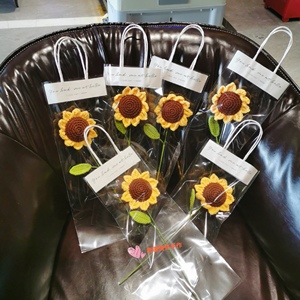 Handmade Yarn <b>Sunflower</b> Crocheted Bouquet Graduation Teacher's Day Gift Decorative Flower Head Leaves Stem Desktop Ornament - Product Image 3