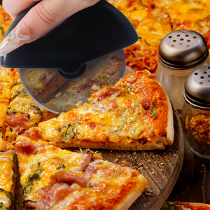 أدوات بيتزا مخصصة قطاعة بيتزا من الفولاذ المقاوم للصدأ قطاعة بيتزا دائرية بعلامة تجارية - Product Image 3