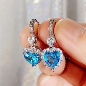 Ensemble de <span class=keywords><strong>bijoux</strong></span> Elfic Heart, collier et boucles d'oreilles pour femmes, <span class=keywords><strong>bijoux</strong></span> en gros, plaqué or 14 carats, alliage de zircon, pendentif en forme de cœur, style punk - Product Image 2